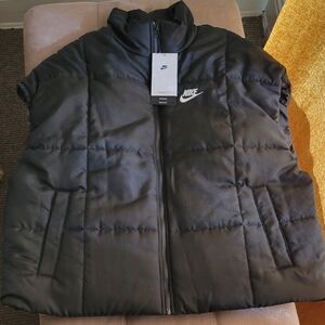 Black Nike Medium Puffy Vest New with Tags